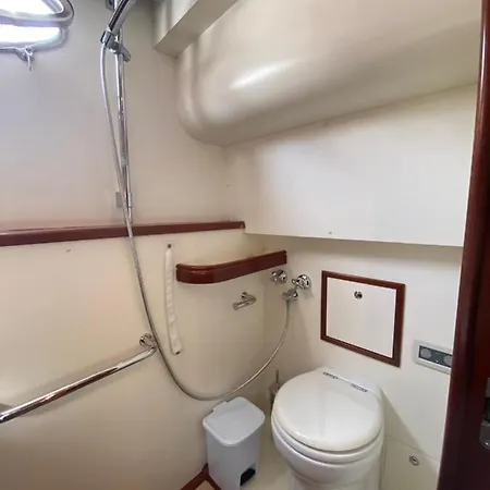 Yachts Abati Deluxe Matrimoniale Gaeta